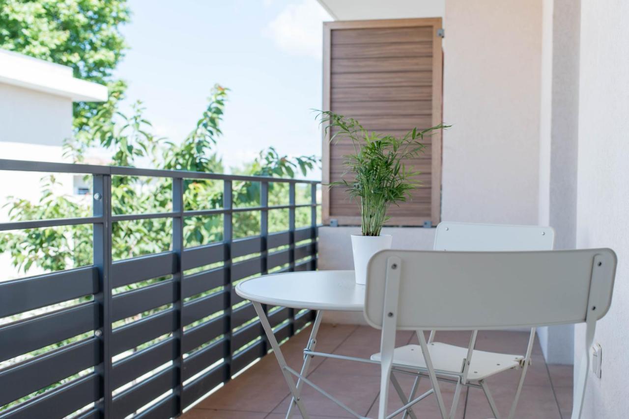 Les Palatines Aparthotel Marsillargues Ngoại thất bức ảnh